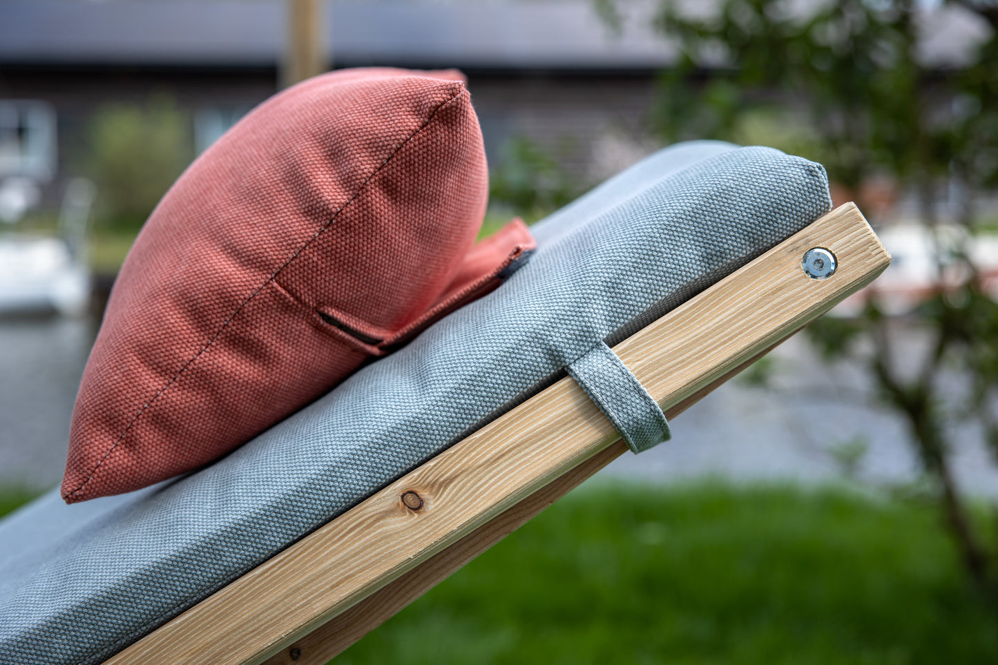 Woodlounger