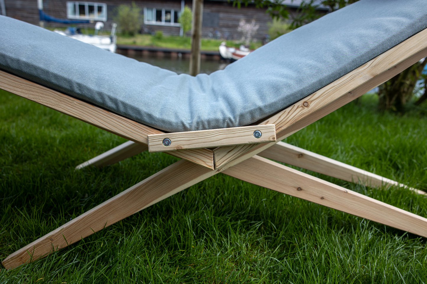 Woodlounger