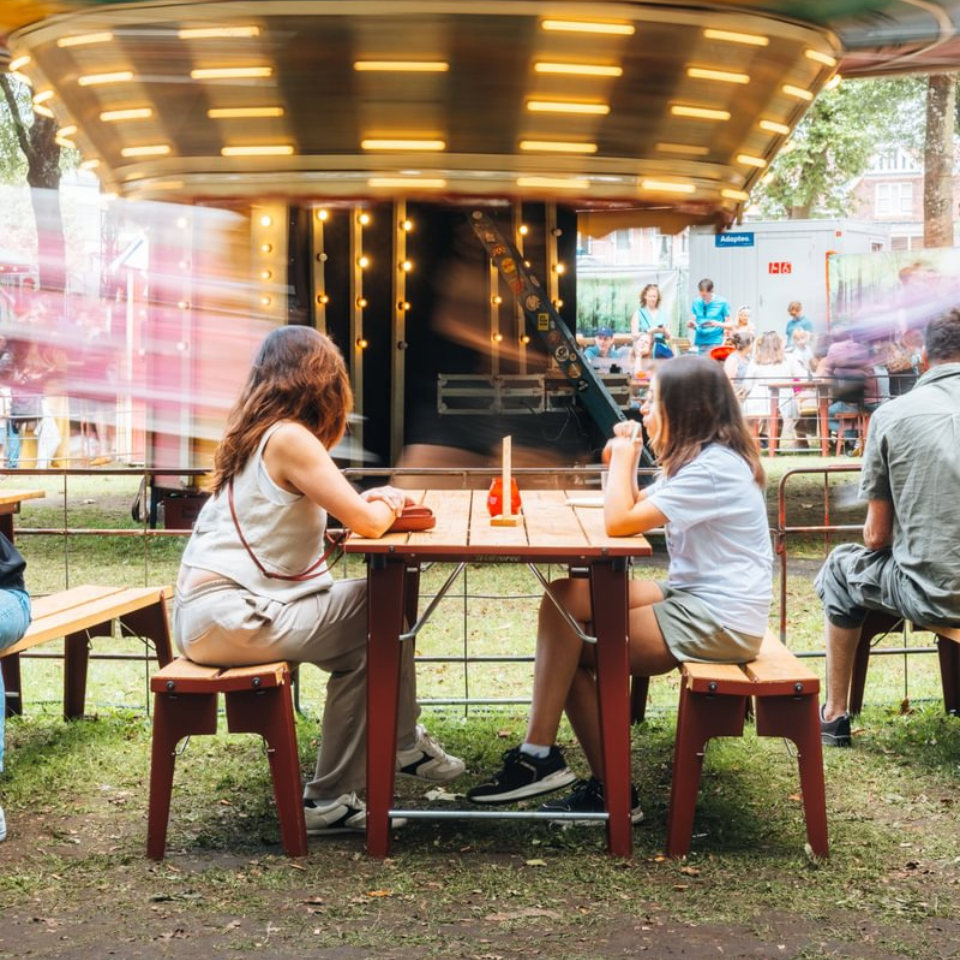 Salut Beertable