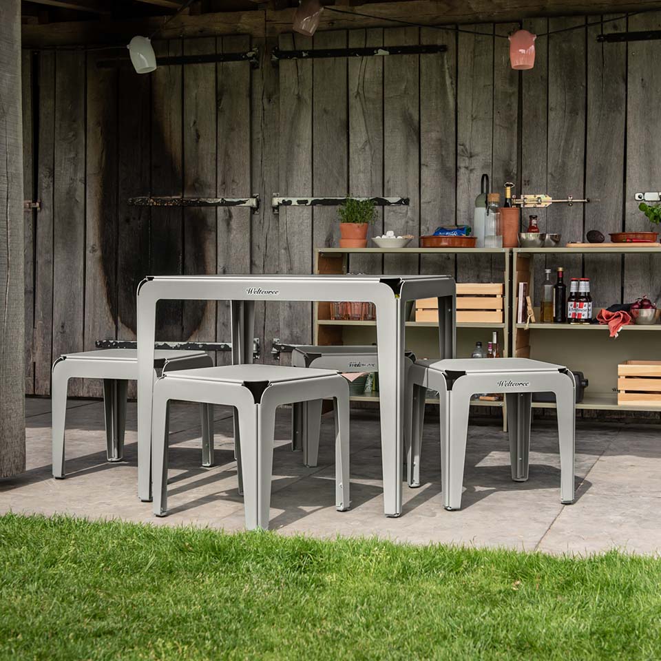 Bended Stool