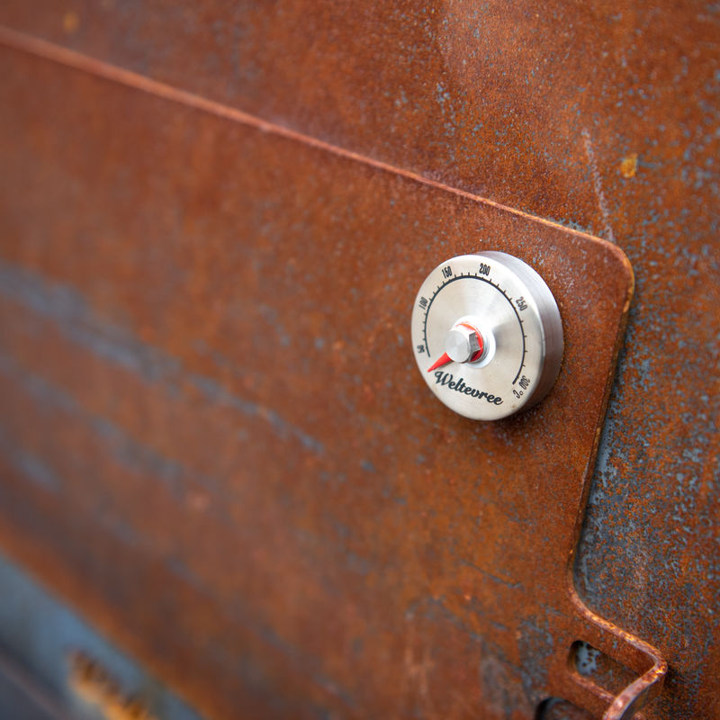 Magnetic Thermometer