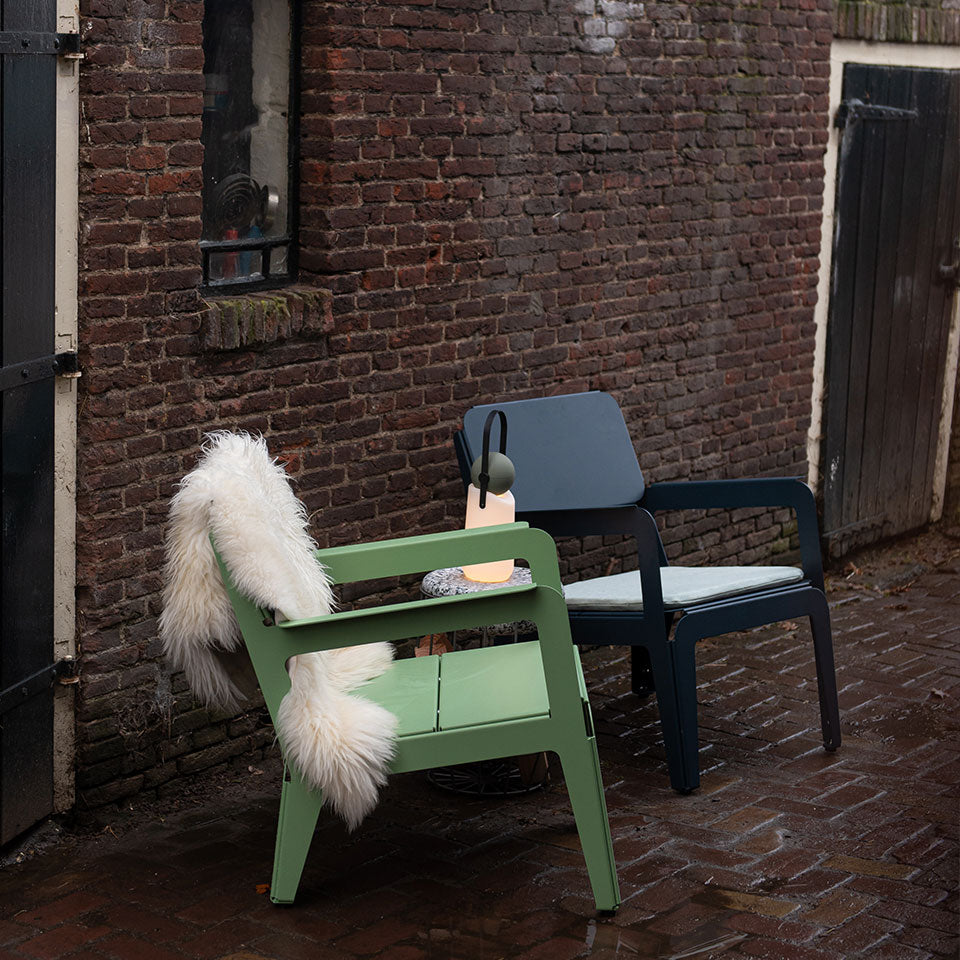 Bended Lounger