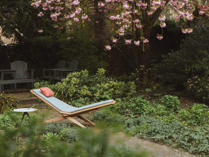 Woodlounger